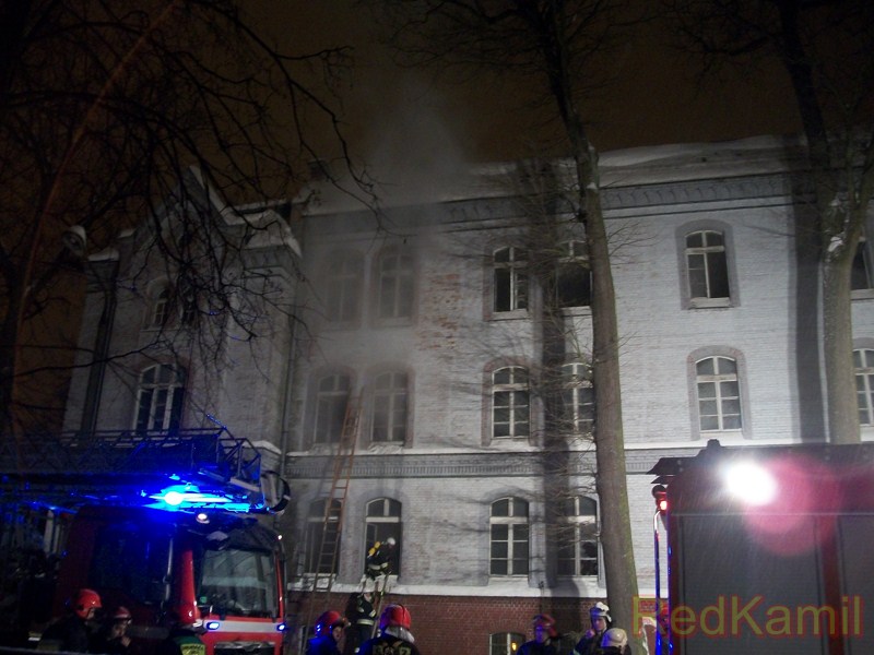 29.12.2010 Pożar pustostanu na ul. Altyleryjskiej w Olsztynie