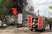 Pożar hali magazynowej przy ul. Karniszewickiej w Pabianicach [6]