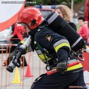 22.05.2015. Wojewódzkie Zawody Firefighter Combat Challenge w Pabianicach [48]