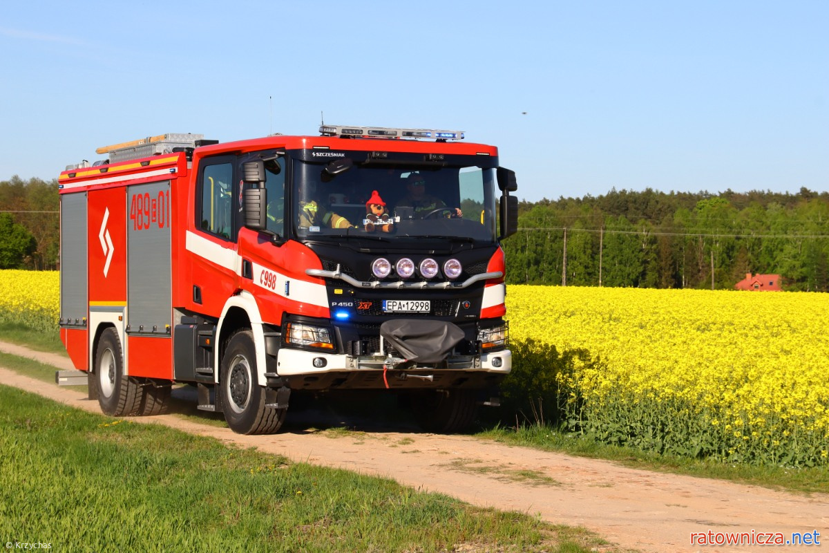 489[E]01