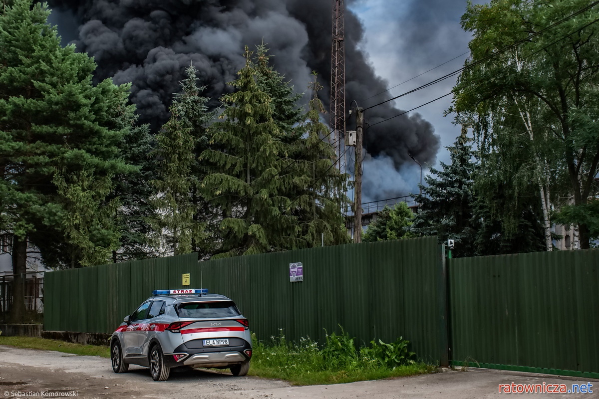 1.07.2024. Pożar składowiska odpadów m. Wola Łaska [4]