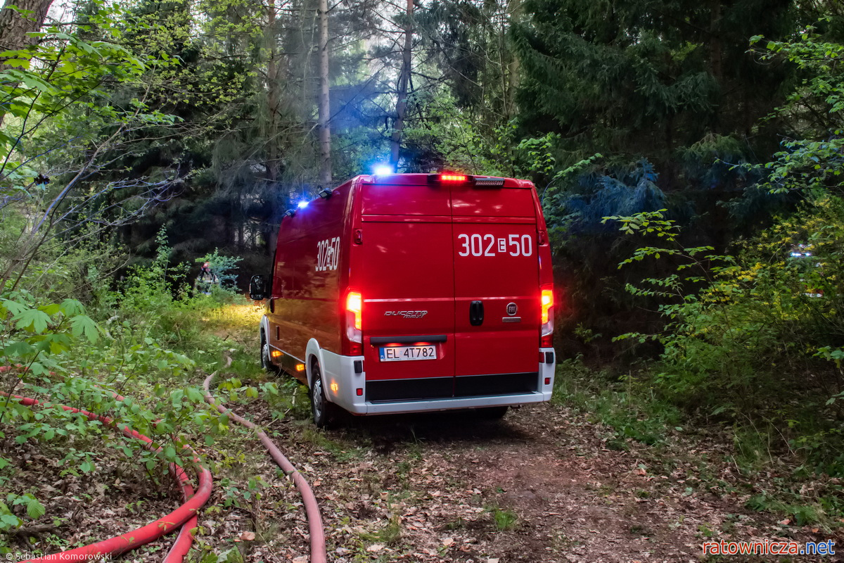 27.04.2025. Pożar pustostanu przy ul. Szpitalnej w Tuszynie [7]