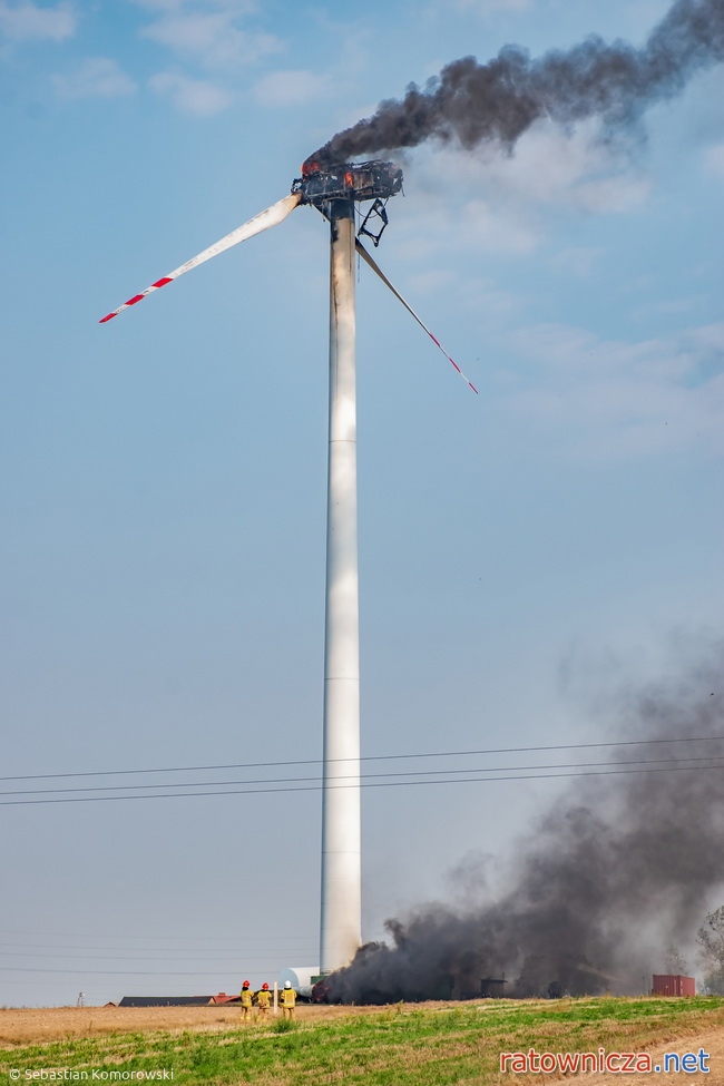 17.09.2024. Pożar Gondoli Turbiny Wiatrowej w m. Teodorów [5]