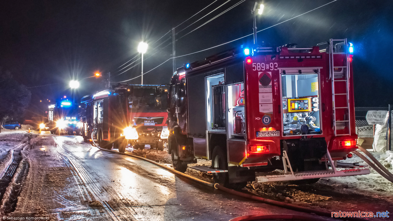 12.01.2025. Pożar hali warsztatowej w m. Emilia [2]