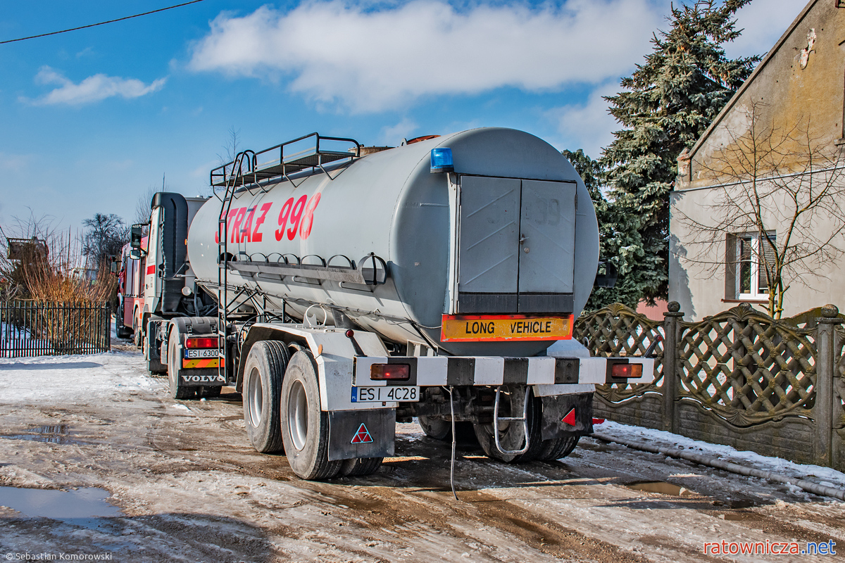 09.02.2026. Pożar budynków gospodarczych w m. Grójec Mały [3]