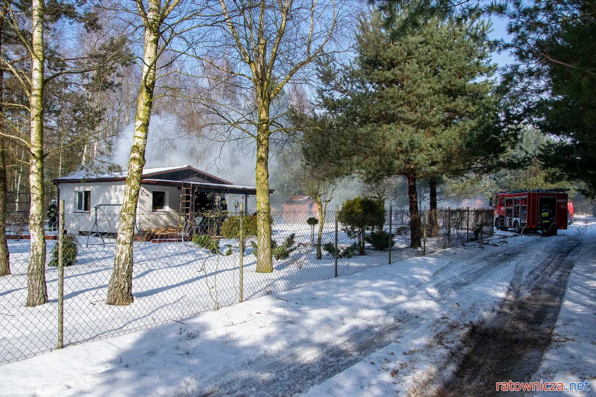 20.02.2021. Pożar altany w miejscowości Stanisławów Nowy