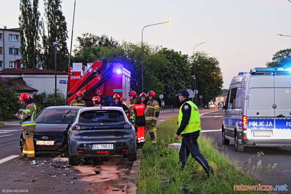 22.05.2026r. - Wypadek na ul. Retkińskiej przy al. Wyszyńskiego w Łodzi [2]